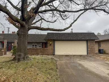 Main picture of 3318 E 58th St
