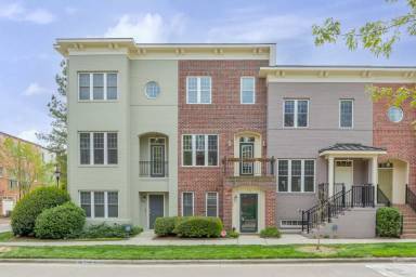 Main picture of 114 Finsbury St
