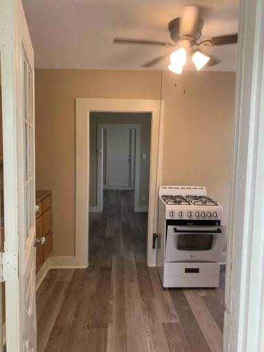 Main picture of 28 1/2 Prospect St - 3R