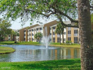 Main picture of Courtyard on the Green Apartments