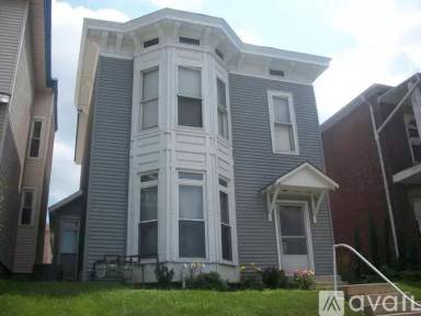 Main picture of 1423 Columbia St
