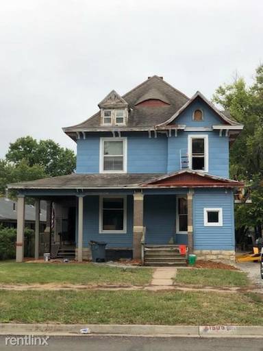 Main picture of 1505 SW 15th St