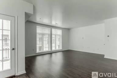 Main picture of 3037 Meridian Cmns