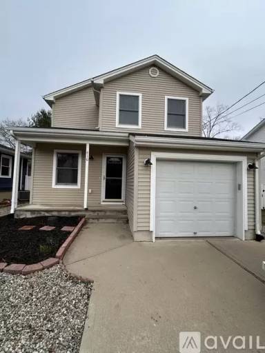 Main picture of 610 Baldwin St