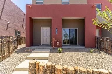 Main picture of 7385 Contenta Ridge Loop