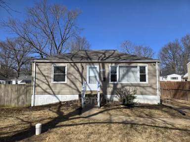 Main picture of 1909 Farrell Dr