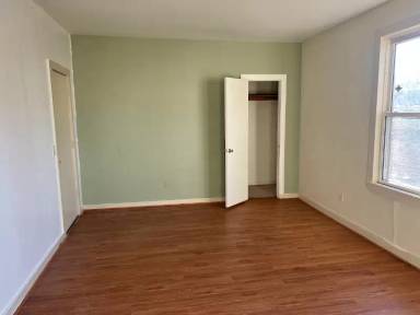 Main picture of 387 Brooks St