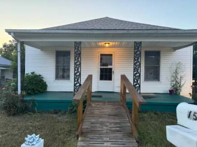 Main picture of 75 Pendleton St