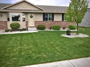 Main picture of 352 Kimberly Dr