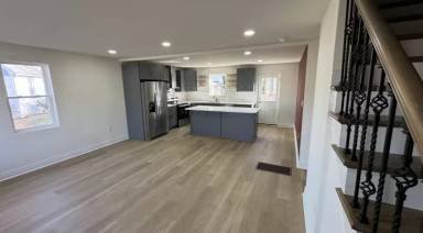 Main picture of 805 Kenyon Ln