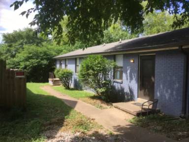Main picture of 212 Prince Ave