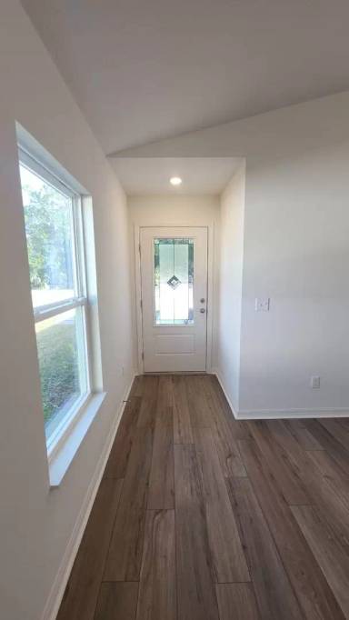 Main picture of 10 Prairie Ln