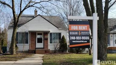 Main picture of 2924 Greenfield Rd