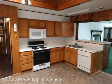 Main picture of 1074 Plymouth Dr