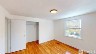 Main picture of 339 West St