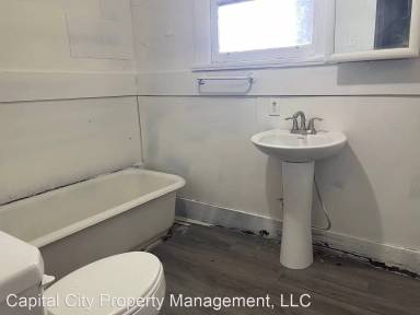 Main picture of 1004 S 13th St