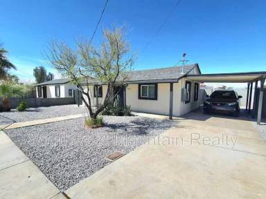Main picture of 7404 N 62nd Ave