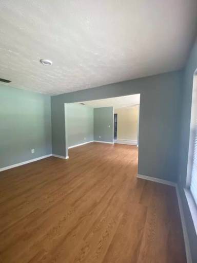Main picture of 1517 Loretta Ct