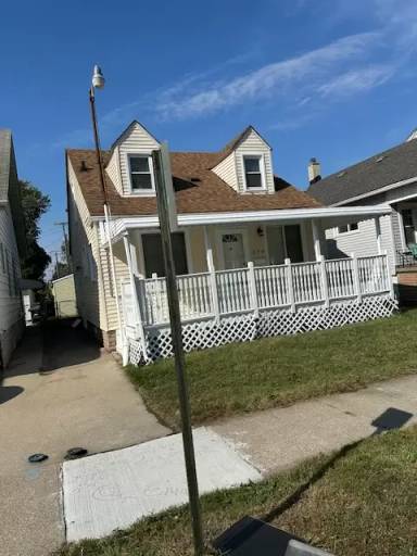 Main picture of 294 Richter St