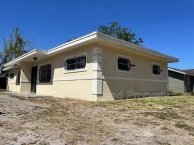 Main picture of 1333 30th St