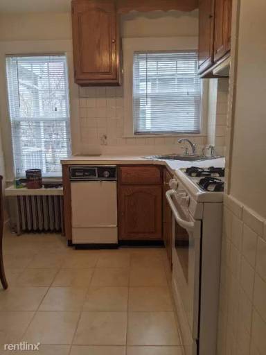 Main picture of 9 South St