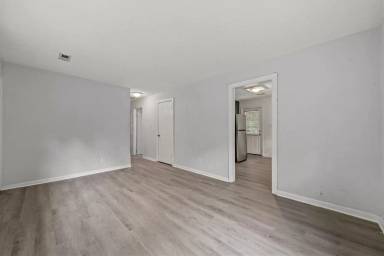 Main picture of 11427 Howards Mill Rd