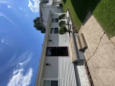 Main picture of 502 Fairview Dr