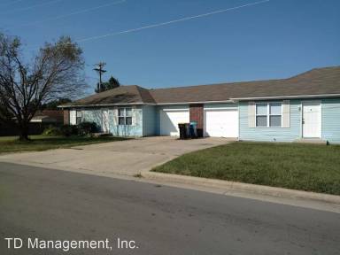 Main picture of 1500 W Rainey St