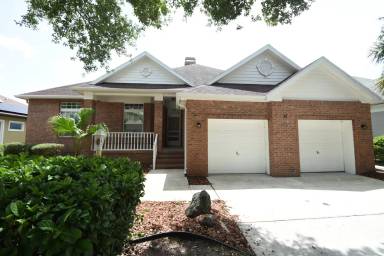 Main picture of 33 Lagare St