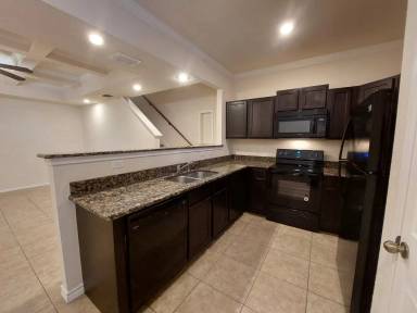 Main picture of 7823 Kingsbury Way