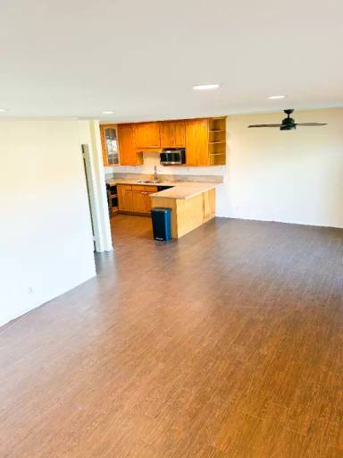Main picture of 26130 Narbonne Ave