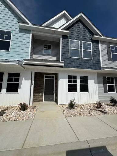 Main picture of 228 Sandy Cove Ln