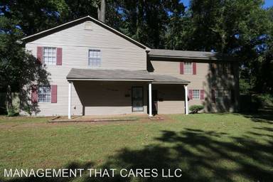 Main picture of 3116 Monterrey Sq