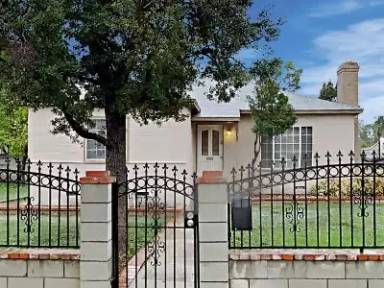 Main picture of 7757 Westland Ave