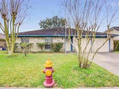 Main picture of 3705 Downing Cir
