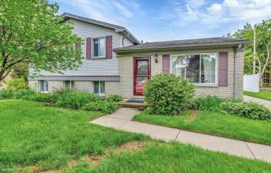 Main picture of 2462 Avalon Dr