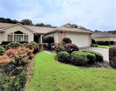 Main picture of 4601 Lake Village Dr