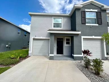 Main picture of 2946 Suncoast Plains Dr