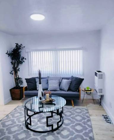 Main picture of 3803 Wabash Ave