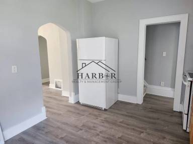 Main picture of 808 2nd Ave SW