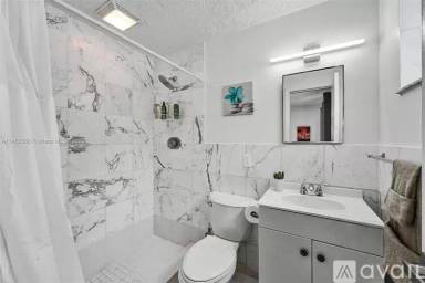 Main picture of 9950 E Bay Harbor Dr