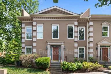 Main picture of 3011 Woodlawn Dr