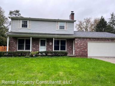 Main picture of 4512 Cloverleaf Dr SE