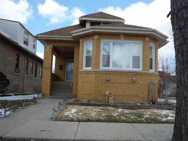 Main picture of 8536 S Ada St