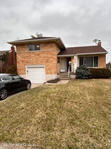 Main picture of 5488 Childs Ave