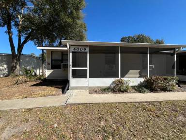 Main picture of 4001 E Michigan St