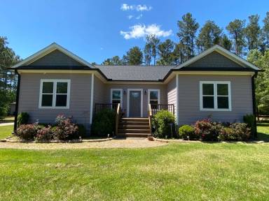 Main picture of 120 Ridgeshore Ct