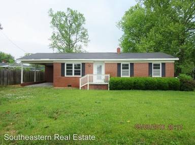 Main picture of 207 S Alderman St