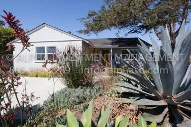 Main picture of 109 San Clemente St