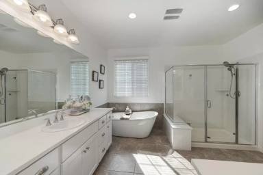Main picture of 5025 Southbury Dr
